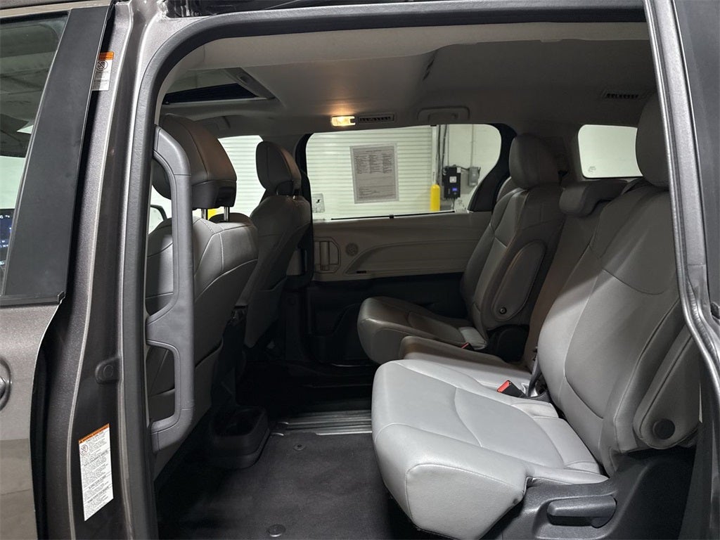 2024 Toyota Sienna XLE