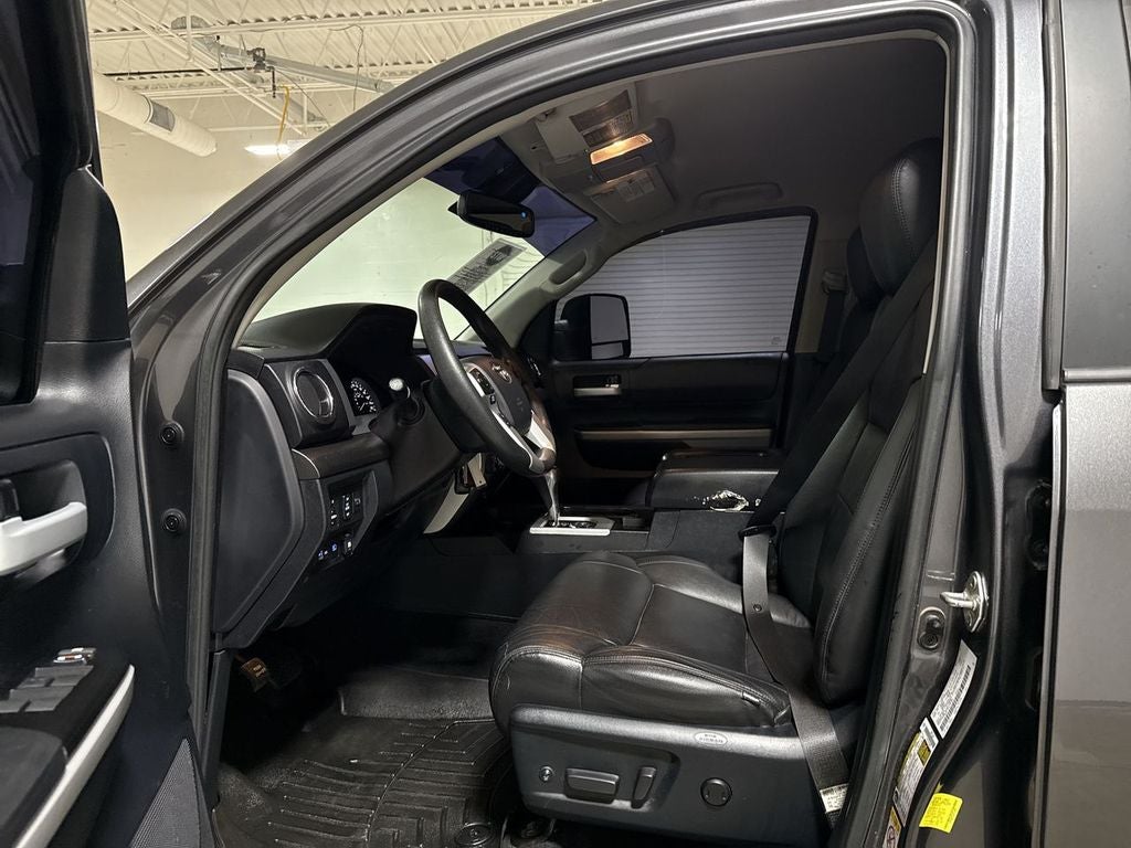 2018 Toyota Tundra SR5