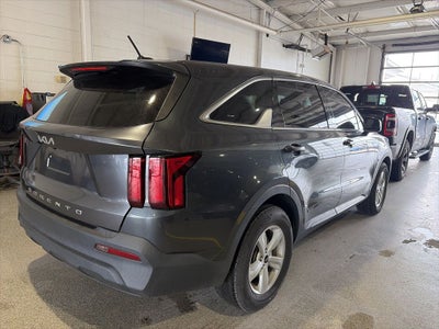 2022 Kia Sorento LX