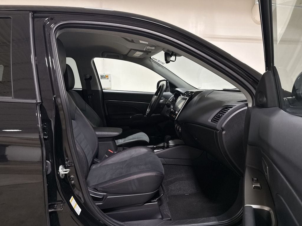 2025 Mitsubishi Outlander Sport 2.0 ES