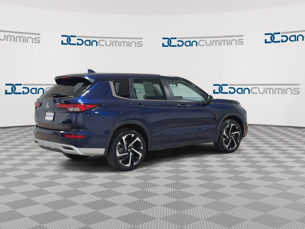 2024 Mitsubishi Outlander SE