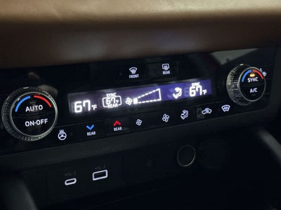 2024 Mitsubishi Outlander SEL