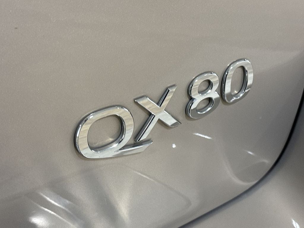 2019 INFINITI QX80 LUXE