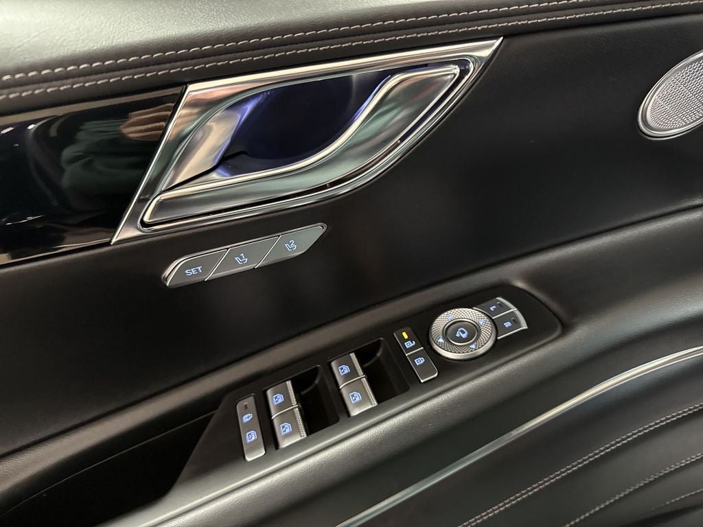 2025 Genesis GV80 2.5T