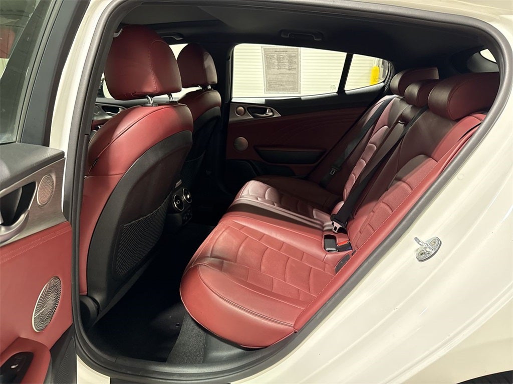 2023 Kia Stinger GT2