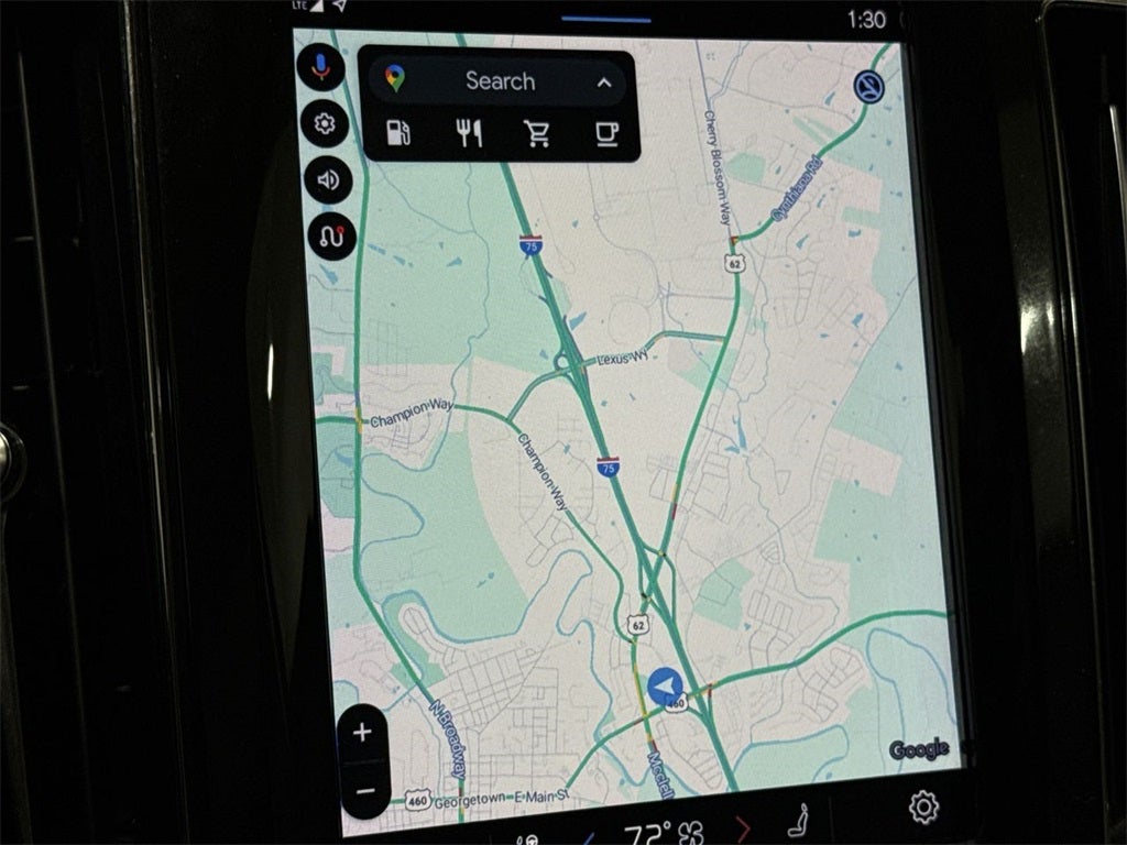 2022 Volvo XC60 B5 Momentum