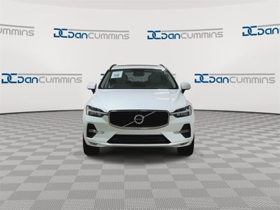 2022 Volvo XC60 B5 Momentum
