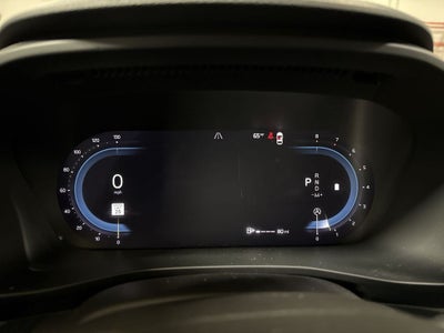 2024 Volvo XC40 B5 Plus Bright Theme