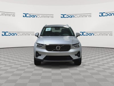 2024 Volvo XC40 B5 Plus Bright Theme