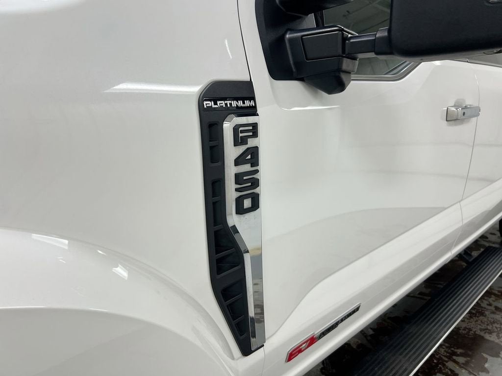 2023 Ford Super Duty F-450 DRW XL