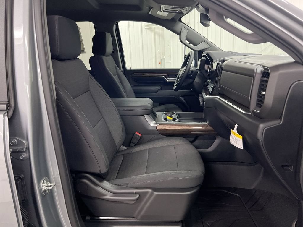 2026 Chevrolet Silverado 3500 HD Chassis Cab LT