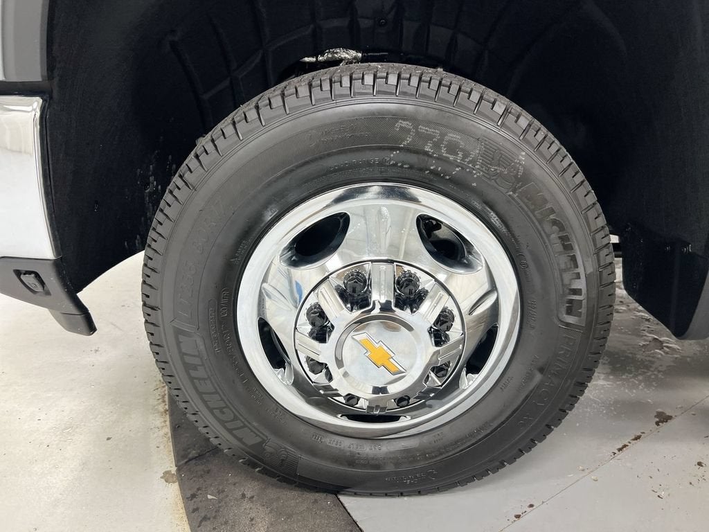 2026 Chevrolet Silverado 3500 HD Chassis Cab LT