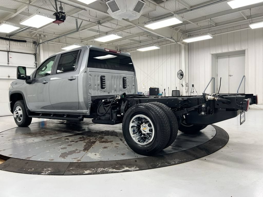 2026 Chevrolet Silverado 3500 HD Chassis Cab LT