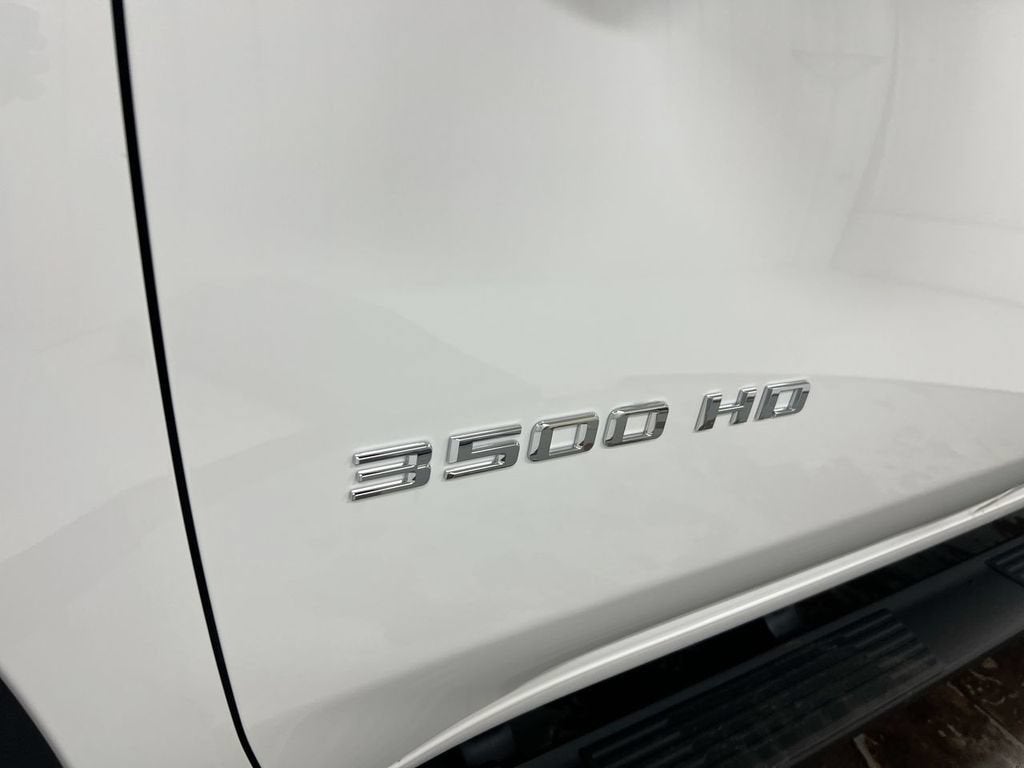 2026 Chevrolet Silverado 3500 HD WT DRW