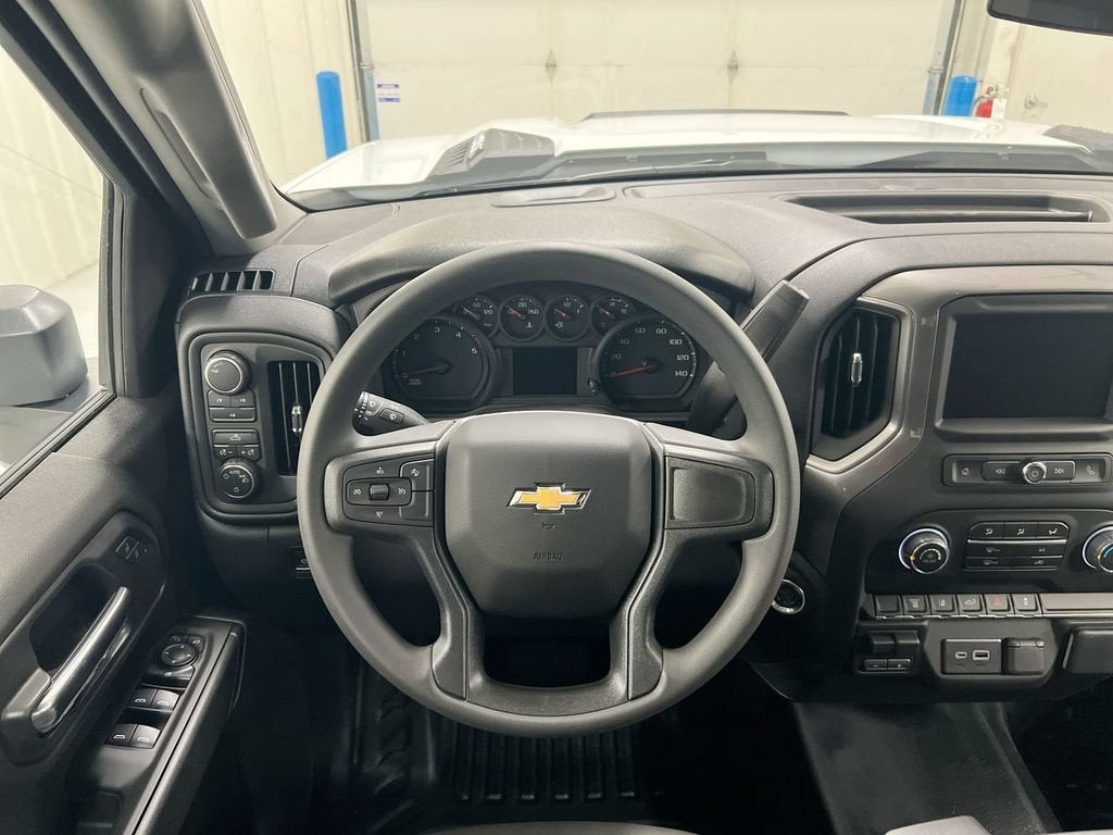2026 Chevrolet Silverado 3500 HD WT DRW