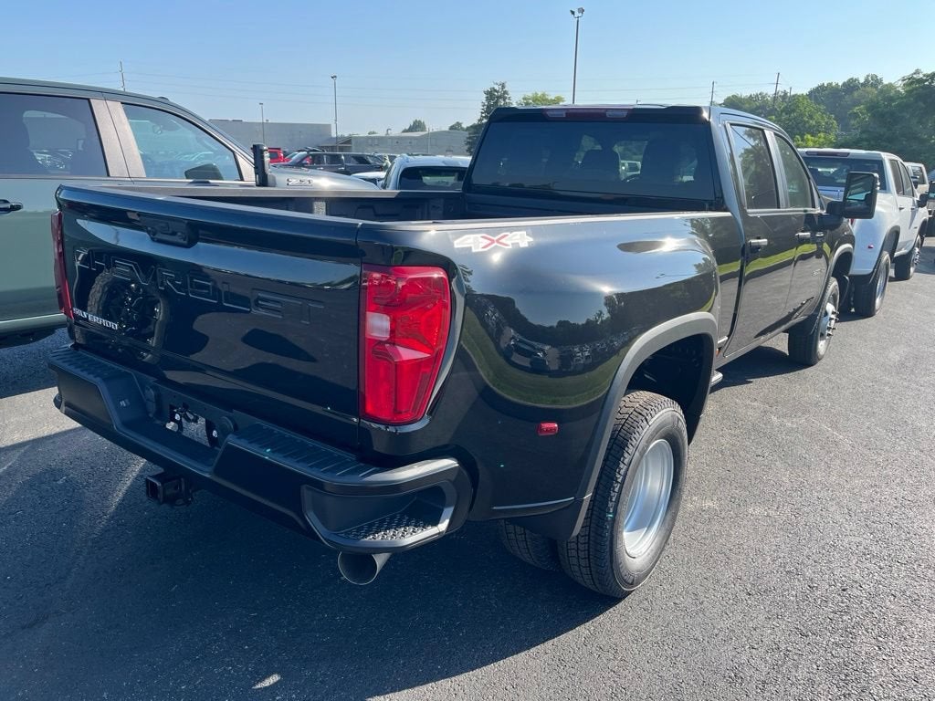 2026 Chevrolet Silverado 3500 HD WT DRW