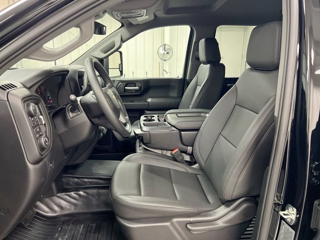 2026 Chevrolet Silverado 3500 HD WT DRW
