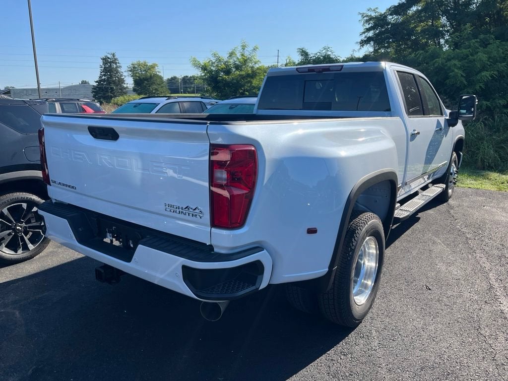 2026 Chevrolet Silverado 3500 HD High Country DRW