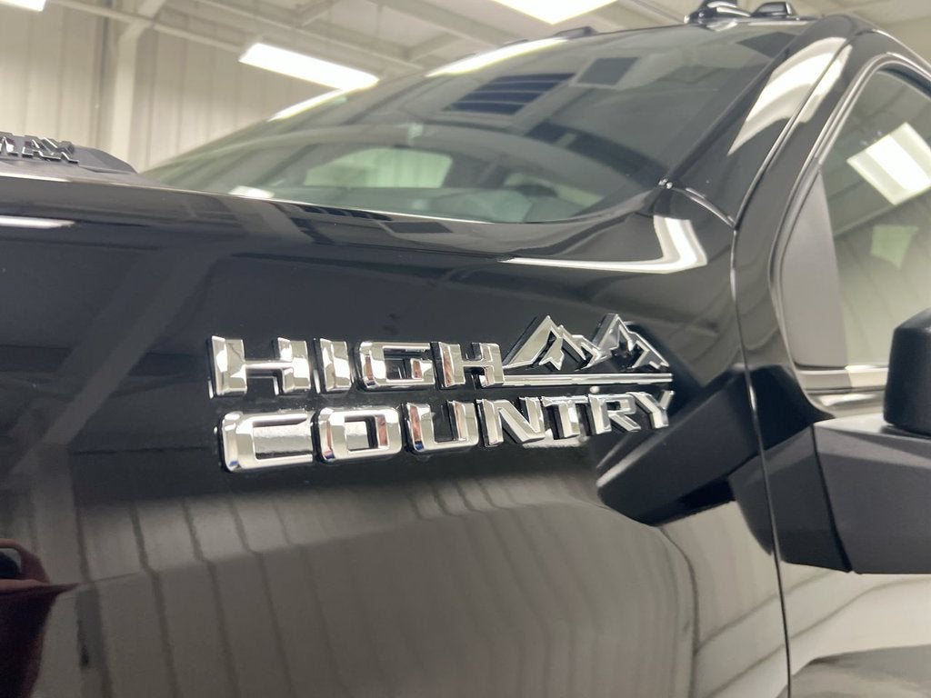 2026 Chevrolet Silverado 3500 HD High Country DRW