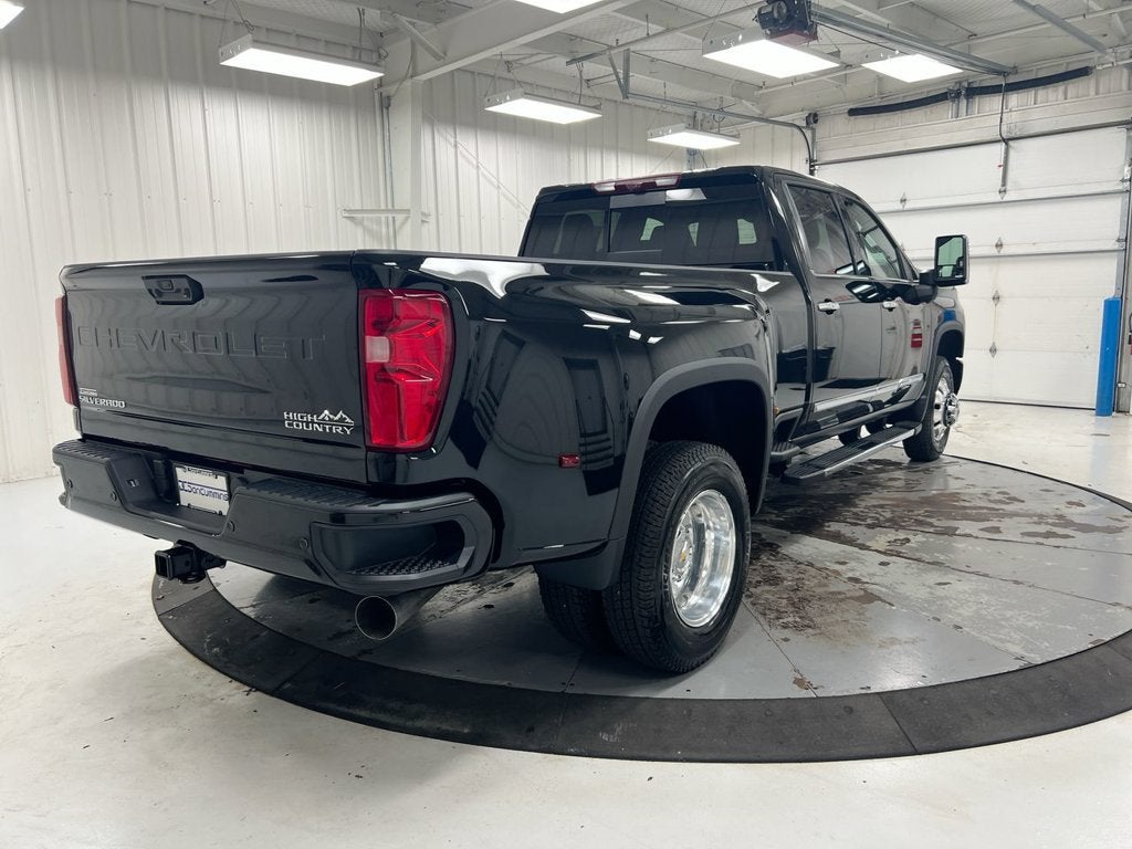 2026 Chevrolet Silverado 3500 HD High Country DRW