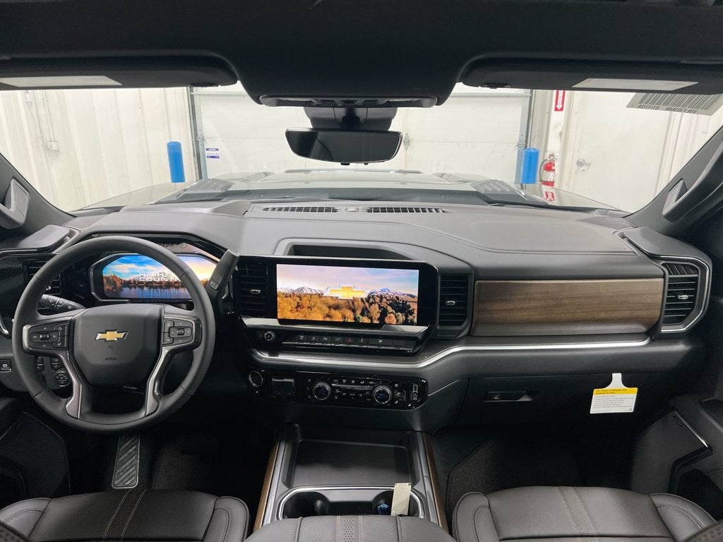 2026 Chevrolet Silverado 3500 HD High Country DRW