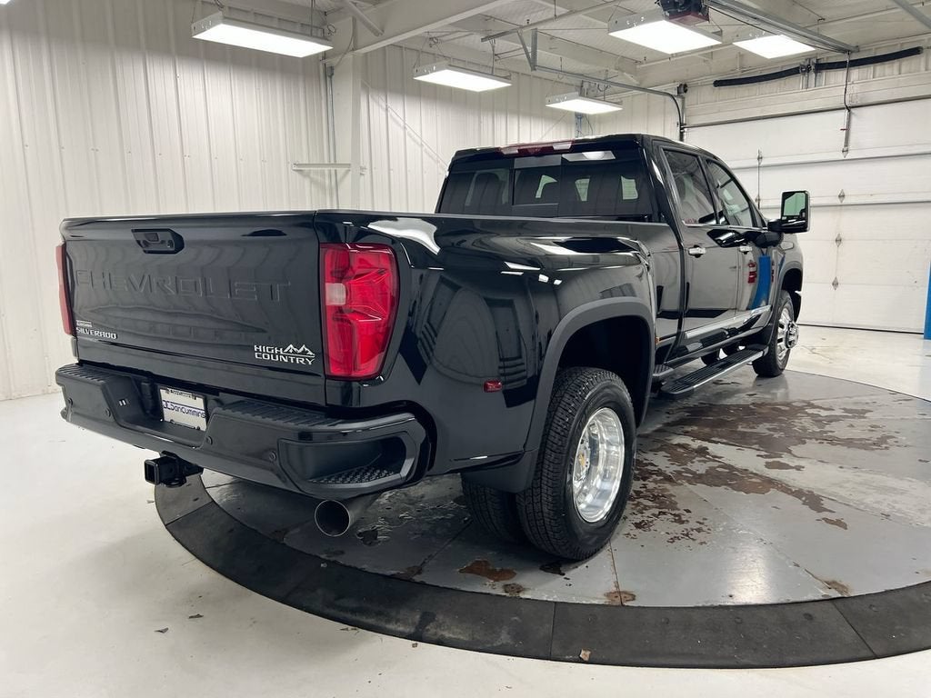 2026 Chevrolet Silverado 3500 HD High Country DRW