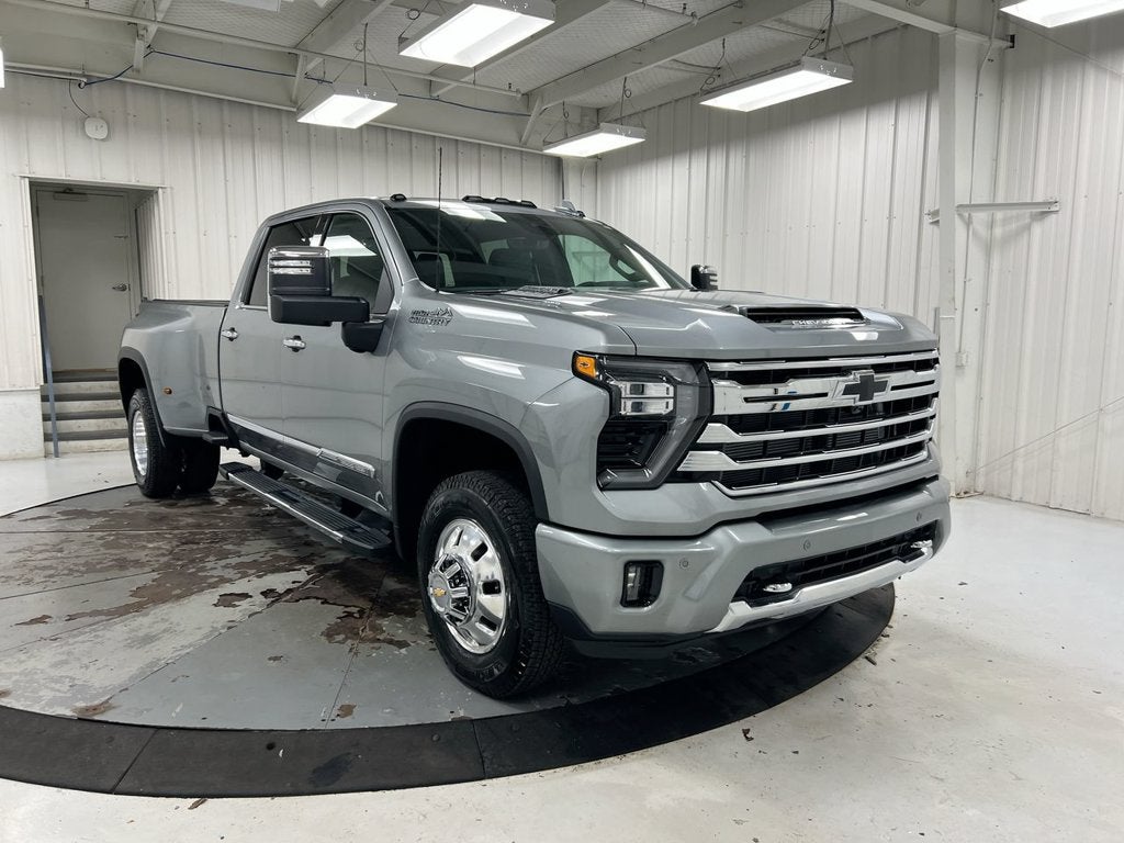 2026 Chevrolet Silverado 3500 HD High Country DRW