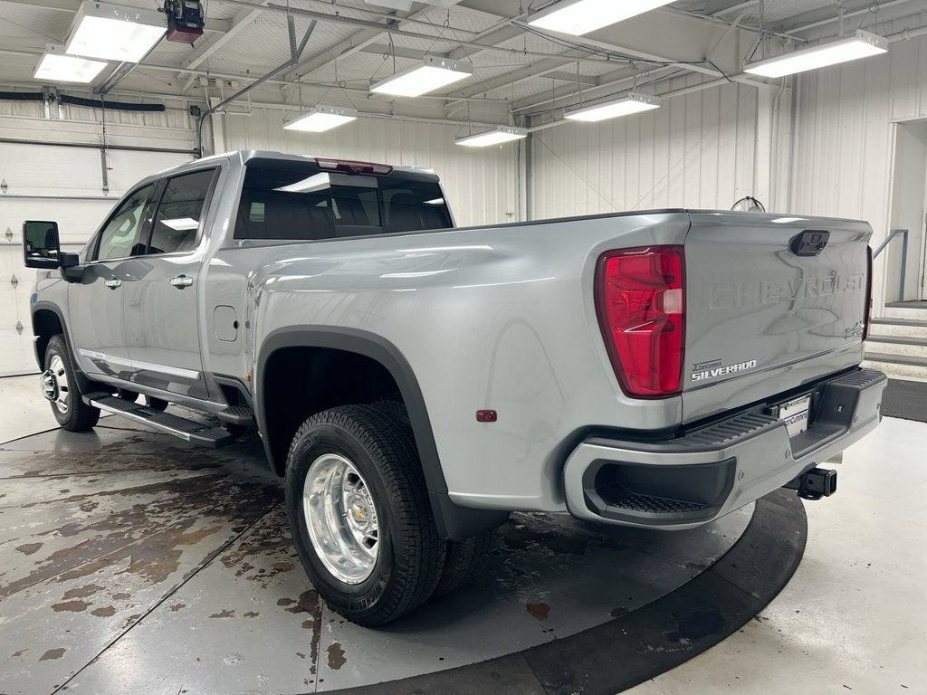 2026 Chevrolet Silverado 3500 HD High Country DRW