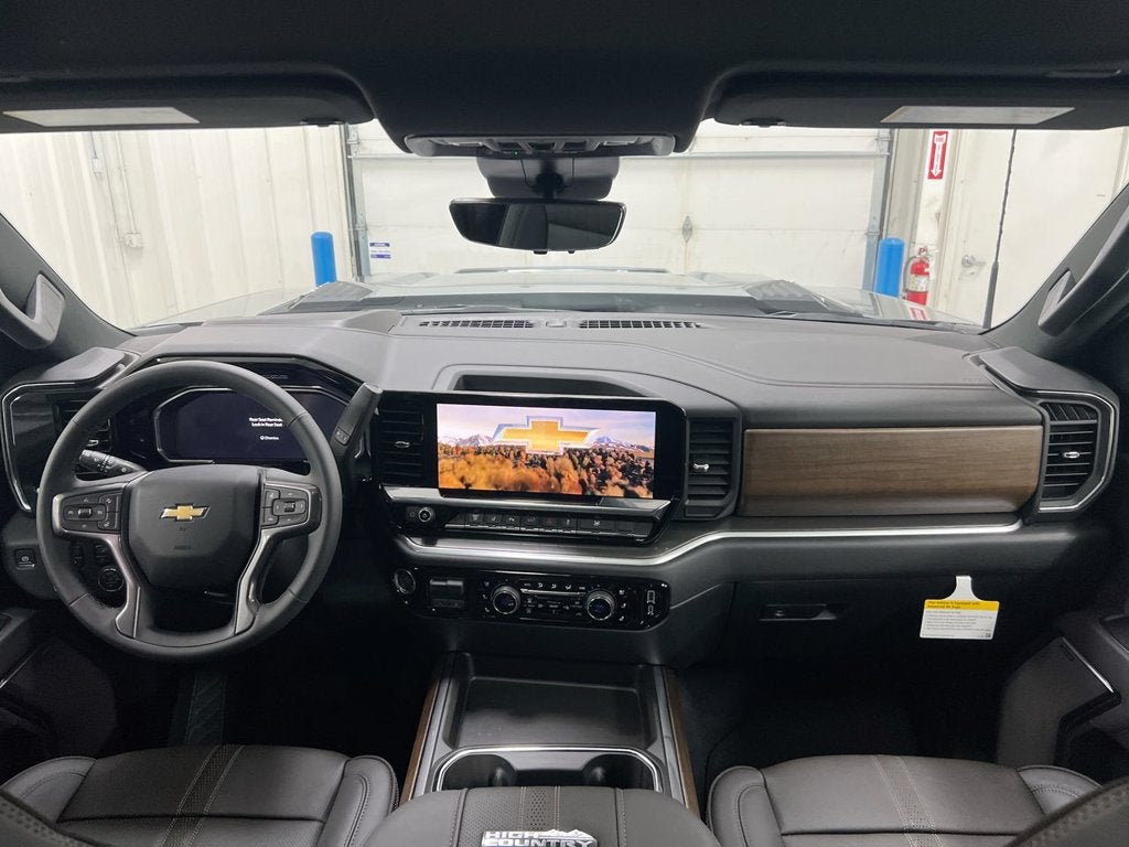 2026 Chevrolet Silverado 3500 HD High Country DRW