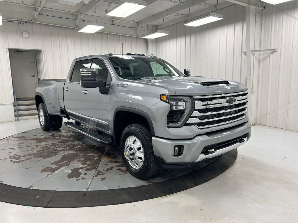 2026 Chevrolet Silverado 3500 HD High Country DRW