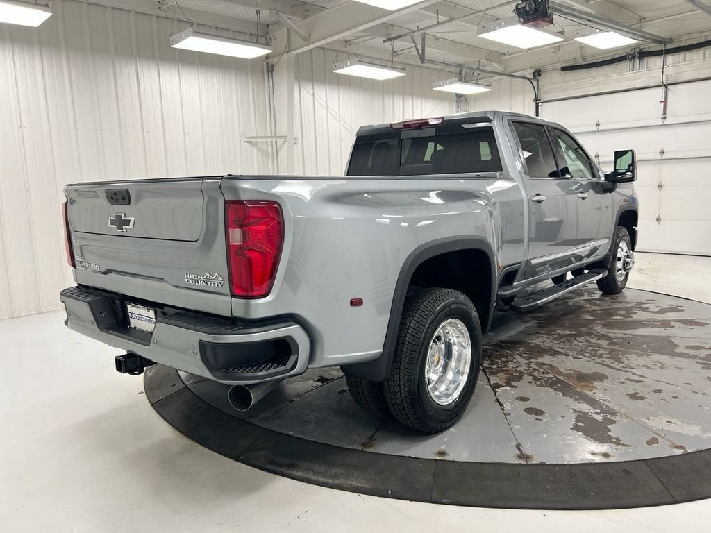 2026 Chevrolet Silverado 3500 HD High Country DRW