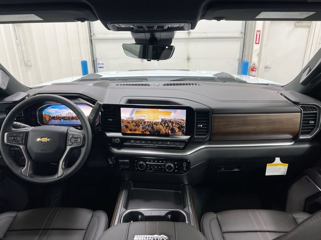 2026 Chevrolet Silverado 3500 HD High Country DRW