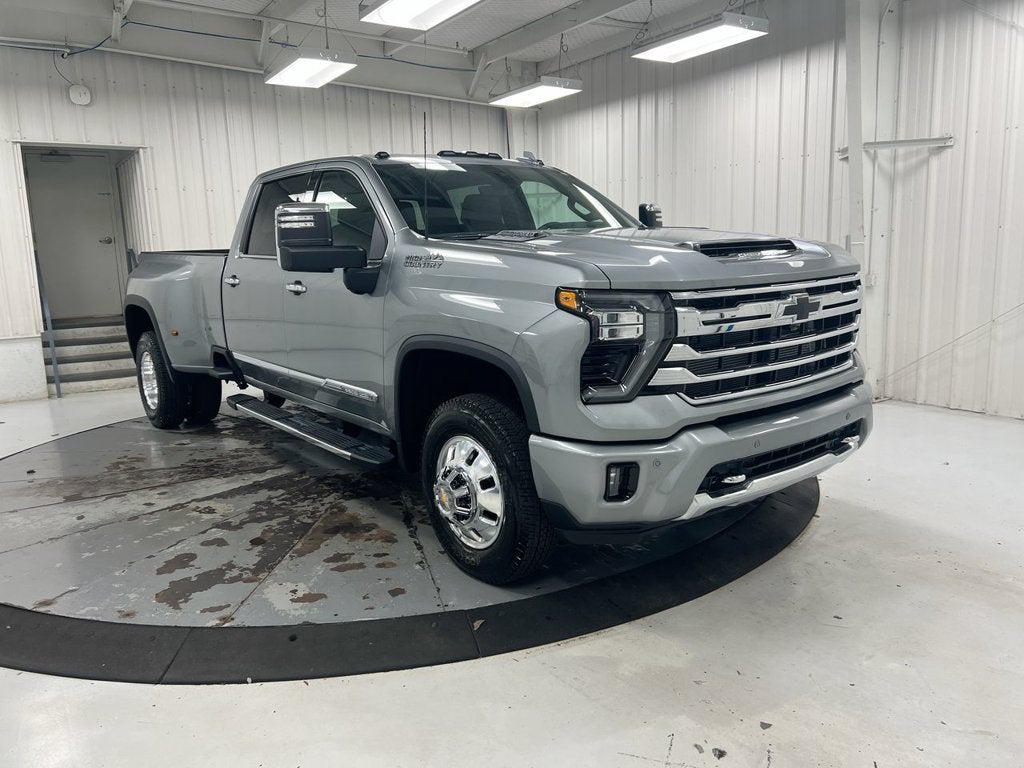 2026 Chevrolet Silverado 3500 HD High Country DRW