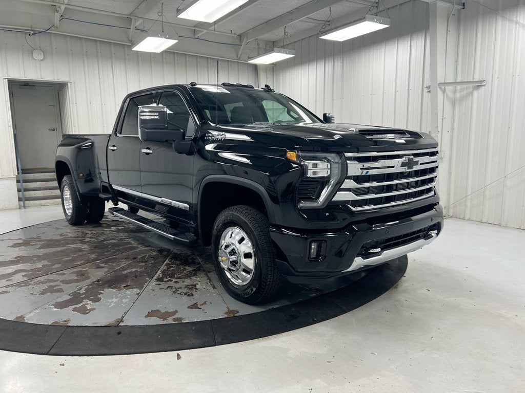 2026 Chevrolet Silverado 3500 HD High Country DRW