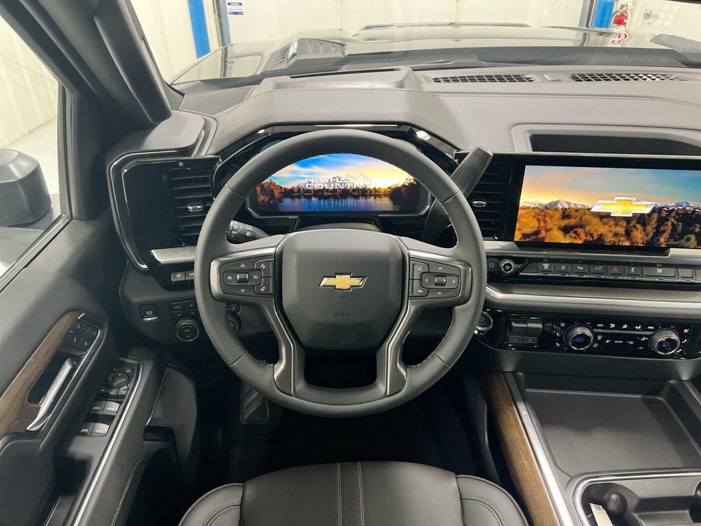 2026 Chevrolet Silverado 3500 HD High Country DRW