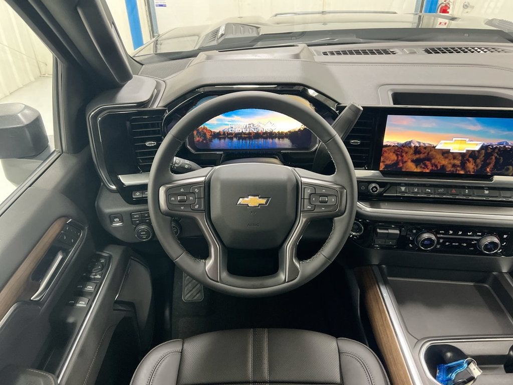 2026 Chevrolet Silverado 3500 HD High Country DRW