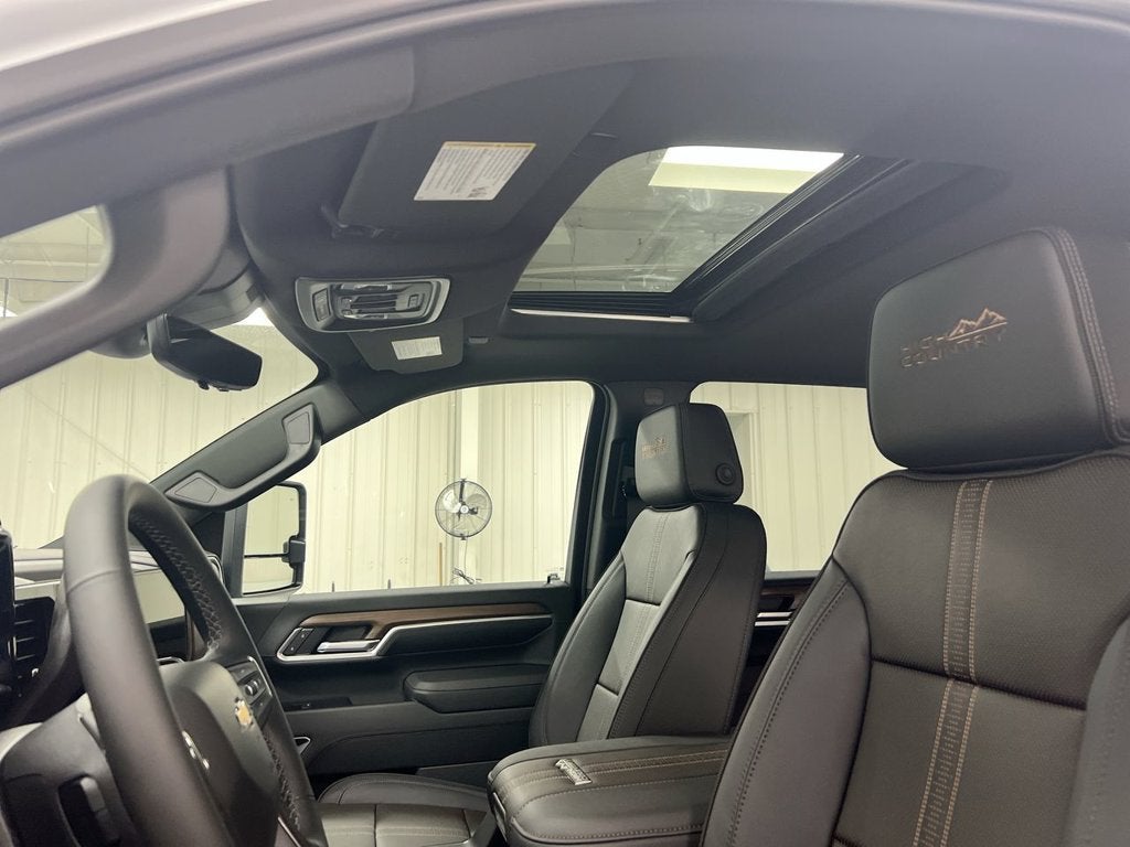 2026 Chevrolet Silverado 3500 HD High Country DRW