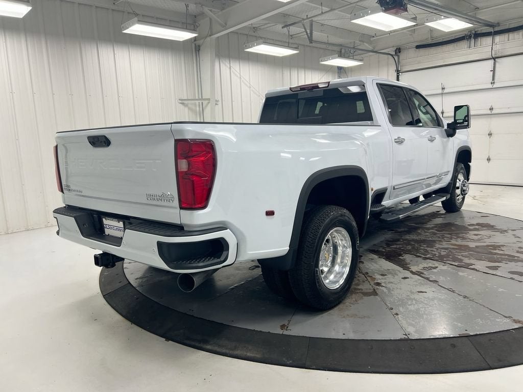 2026 Chevrolet Silverado 3500 HD High Country DRW