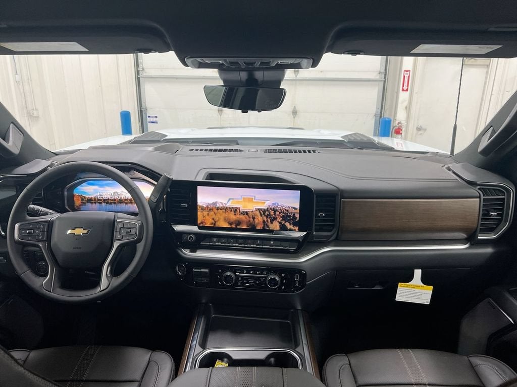 2026 Chevrolet Silverado 3500 HD High Country DRW