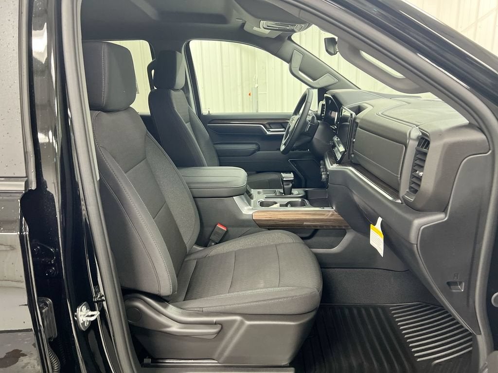 2026 Chevrolet Silverado 1500 LT - Photo 22