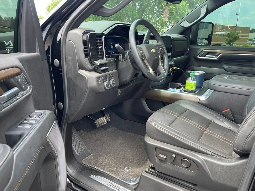 2024 Chevrolet Silverado 2500 HD High Country