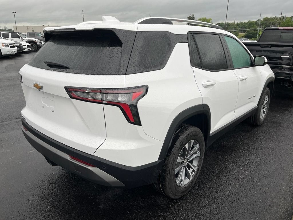 2027 Chevrolet Equinox FWD LT