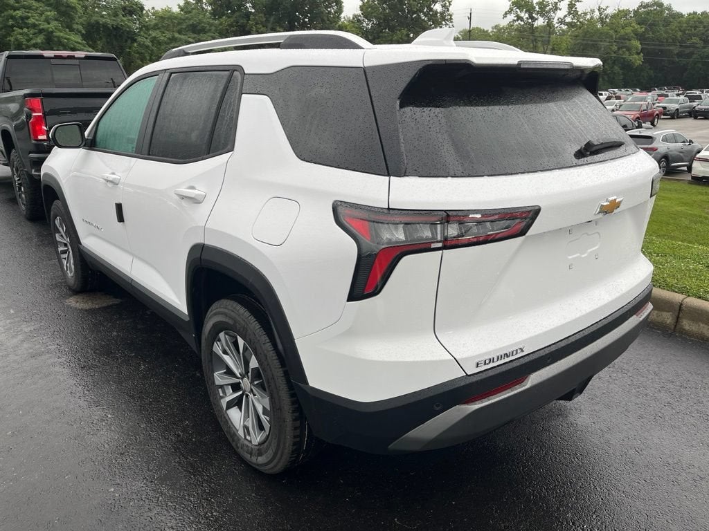 2027 Chevrolet Equinox FWD LT
