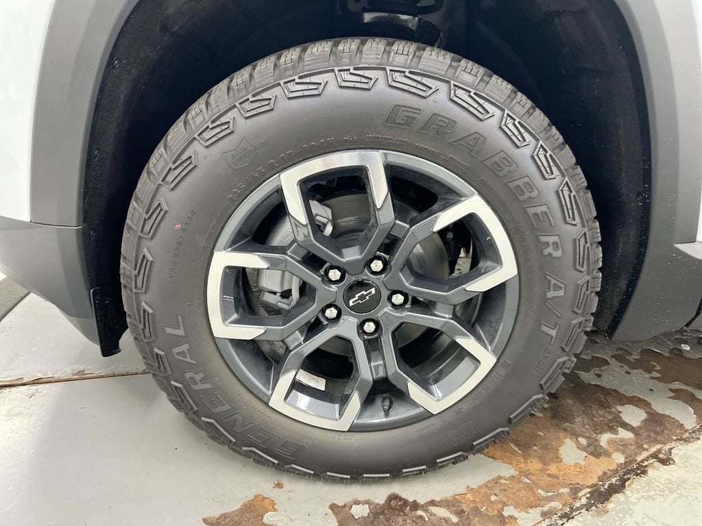 2027 Chevrolet Equinox ACTIV