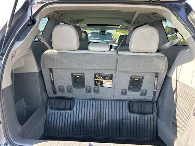 2020 Toyota Sienna XLE