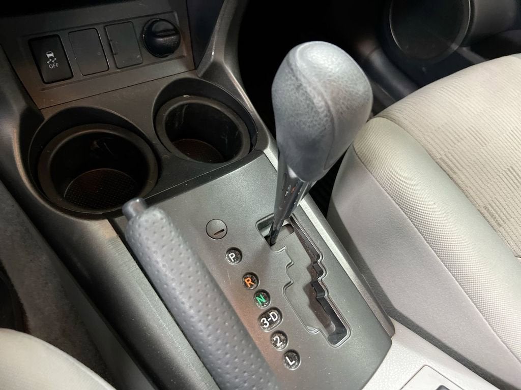 2010 Toyota RAV4 FWD 4dr 4-cyl 4-Spd AT (Natl)