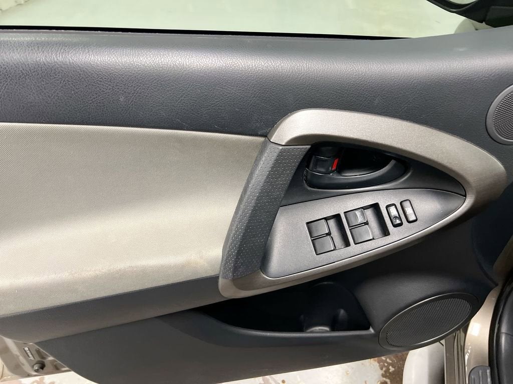 2010 Toyota RAV4 FWD 4dr 4-cyl 4-Spd AT (Natl)