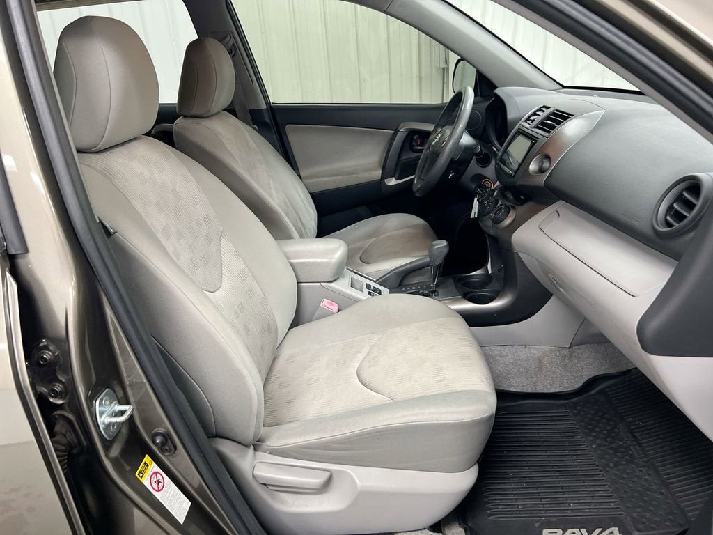 2010 Toyota RAV4 FWD 4dr 4-cyl 4-Spd AT (Natl)