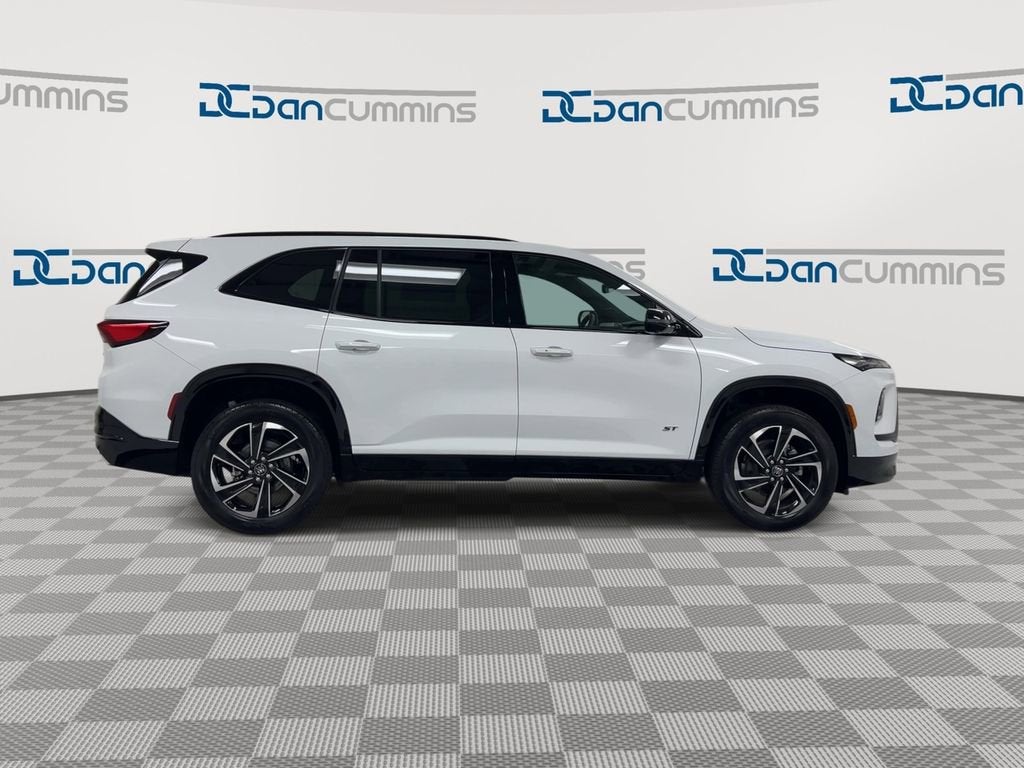 2026 Buick Enclave Sport Touring - Photo 9
