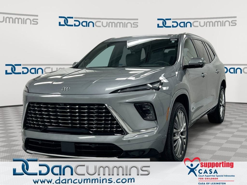 2026 Buick Enclave Avenir AWD's photo